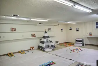 Playroom? Art room?