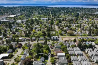 This property is centrally located! Mere minutes to everything. Beauty, water and parks any direction you go! Quintessential Seattle life!