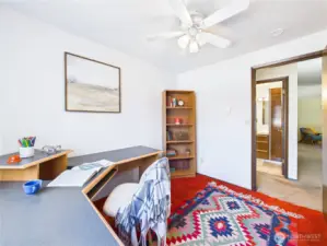 Office/Bedroom.