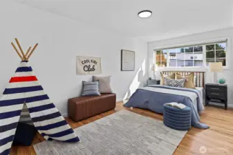2nd bedroom off hallway, large