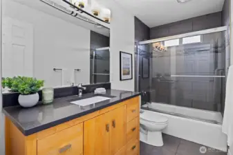 Updated full bathroom off hallway