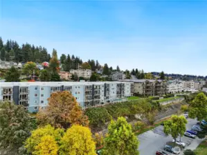 Another view of the complex taken above Boulivard Park.