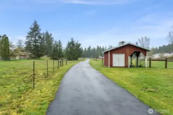 Here's a Loafing Shed for your Equine Friends.