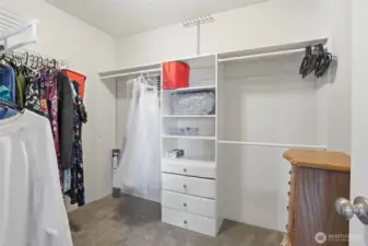 walk in closet