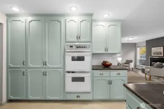 Double oven and lots of storage