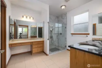 walkin shower and sitting area primary bath