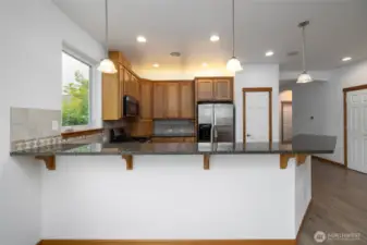 Spacious Eating bar in Kitchen