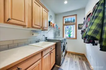 Laundry room with sink