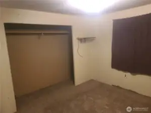 Mobile Home bedroom 2