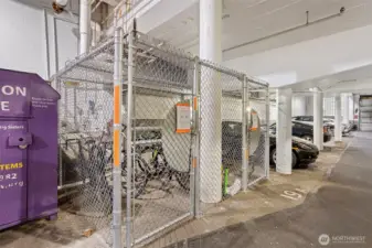 Secure bike storage. Easy commuting, easy errands.