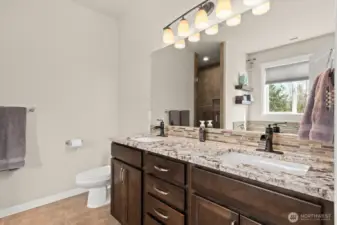 master bedroom en suite