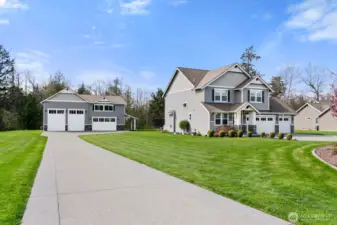 Driveway to the shop area - level and all paved!