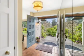 The main entry has double door.