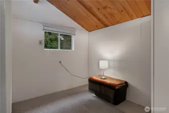 Sleeping area 2.