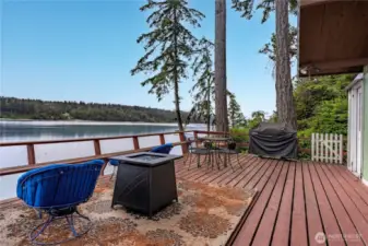 Large deck.