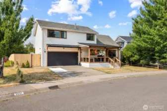Welcome to 3941 Lakemont, positioned in a prime location near the beloved Barkley Village, Lake Whatcom and local trails.