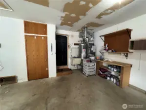Attached Garage