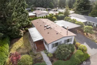 Look at this blank canvas around the home just waiting for you to establish your own private garden space
