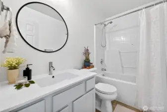 Second floor second full bathroom