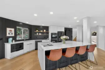 Oversized Island with Ocean facing cooktop.