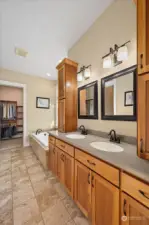 Primary ensuite - custom vanity area