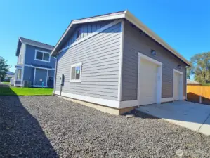 400 sq ft detached garage per unit