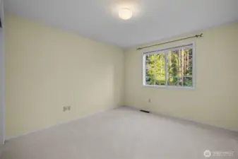 Upper level 2nd bedroom.