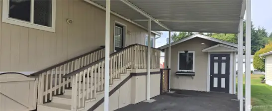 Detached storage w/power & insulation