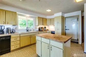 main floor kitchen & walk in Refrig/freezer