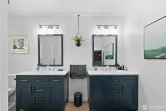 Dual vanity primary