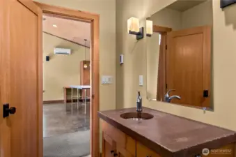 Main bathroom