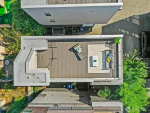 Stand alone home with spacious roof deck!