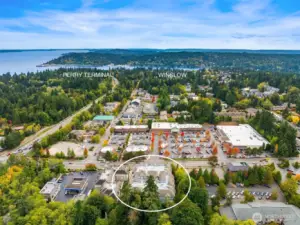 Great location near public transportation, Safeway, Sakai Park, Aquatic Center and more.
