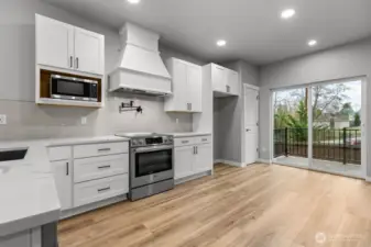 Photographs are for illustrative purposes only. Features, finishes, interior/exterior colors, landscaping and floorplan shown may vary from actual homes built.