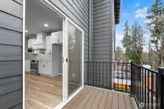 Photographs are for illustrative purposes only. Features, finishes, interior/exterior colors, landscaping and floorplan shown may vary from actual homes built.