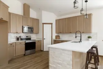 Photos of a similar house in the neighborhood