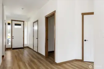 Photos of a similar house in the neighborhood