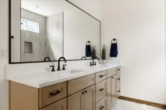 Photos of a similar house in the neighborhood