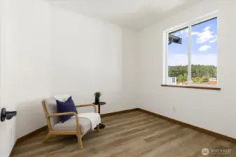 Photos of a similar house in the neighborhood