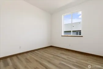 Photos of a similar house in the neighborhood