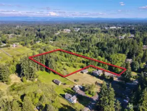 Pipe Stem Lot. Overhead view with approximate boundaries in red.