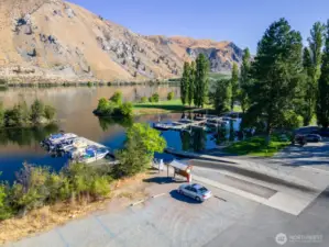 Boat launch