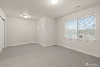 Oversized room on upper floor, with the flexibility to be a game room or perhaps a large 4th bedroom