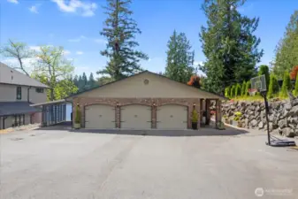 3 car garage and carport