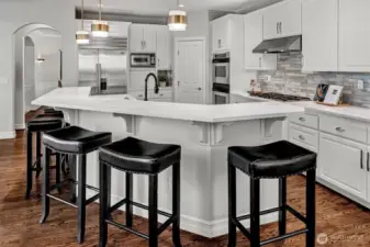 High end stainless steal appliances await the gourmet cook.
