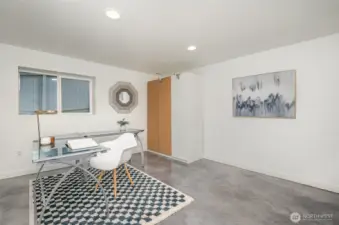 Lower level flex space