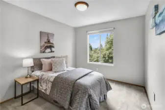 2nd bedroom