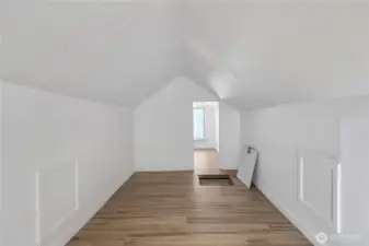 Lots of space for a blank canvas.