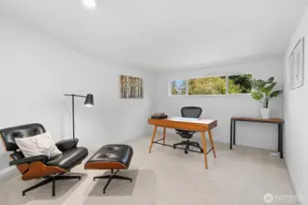 Den/Office/Flex Room
