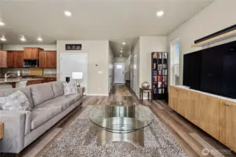 I love all the natural light in here